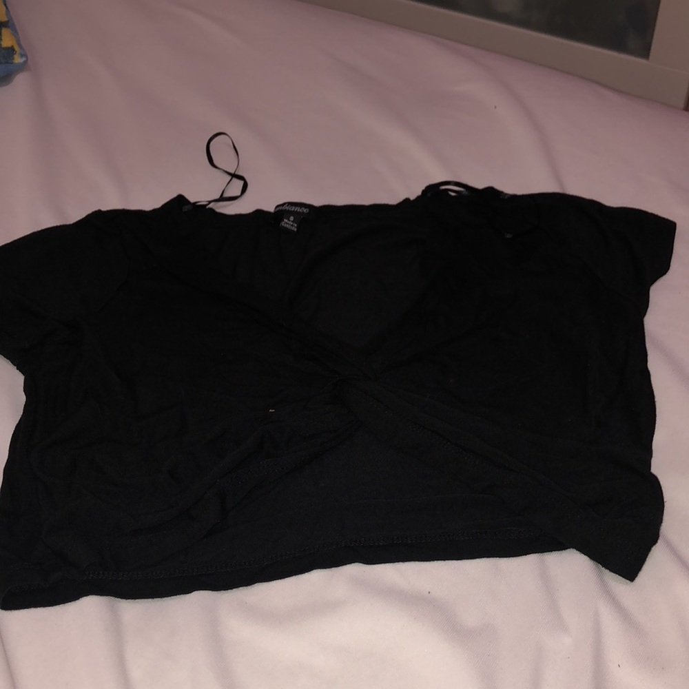 Crop top - Picture 2 of 4